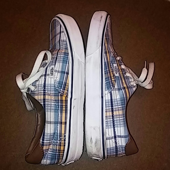 Vans - Picture 3 of 6